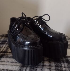 Black Platform Stratocreeper Lace-Up Shoes